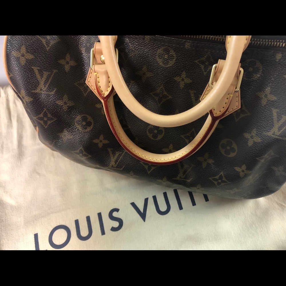 Louis Vuitton Speedy